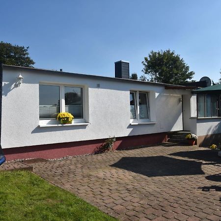 Modern Bungalow In Kroepelin With Garden Villa Ruang foto